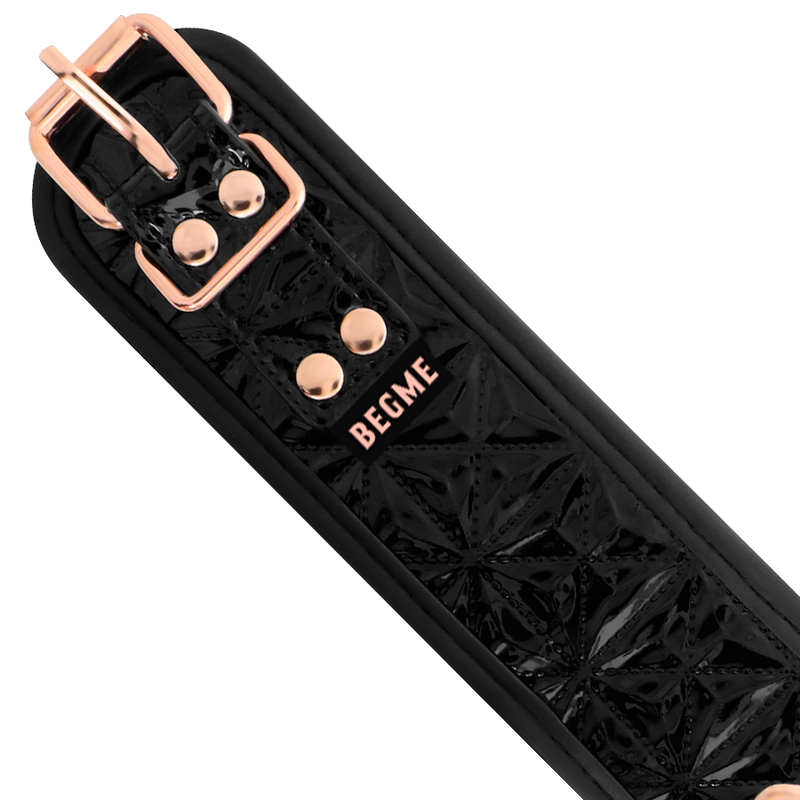 BEGME Black Edition Kaulapanta nännipihdeillä